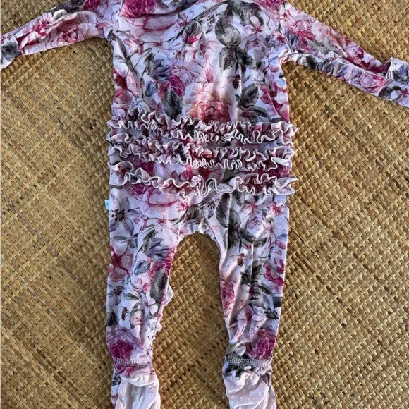 Posh Peanut Footies - Picture 4 of 4